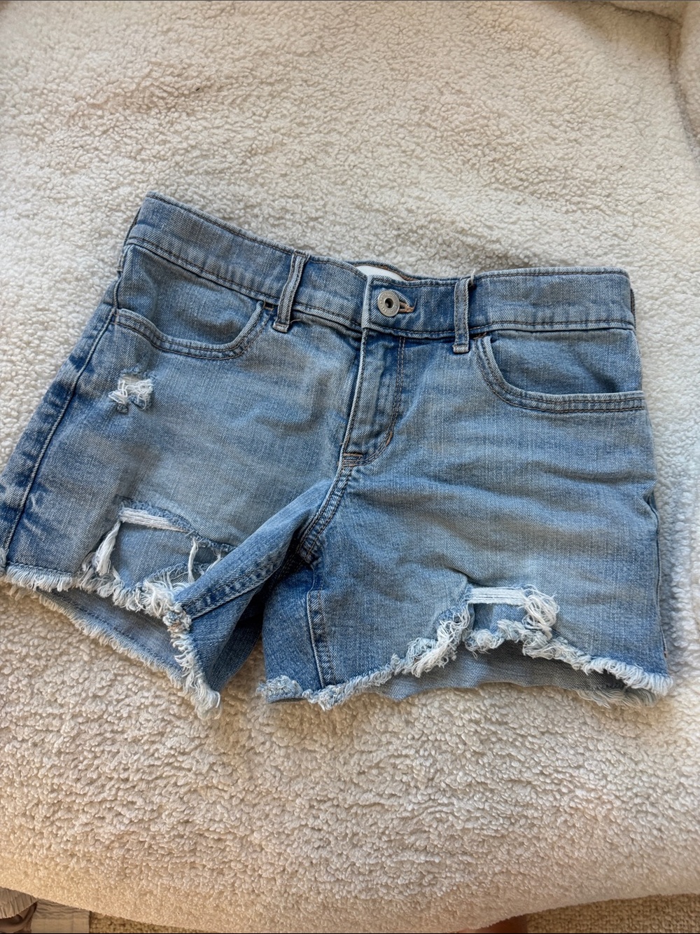 Abercrombie kids low rise midi shorts